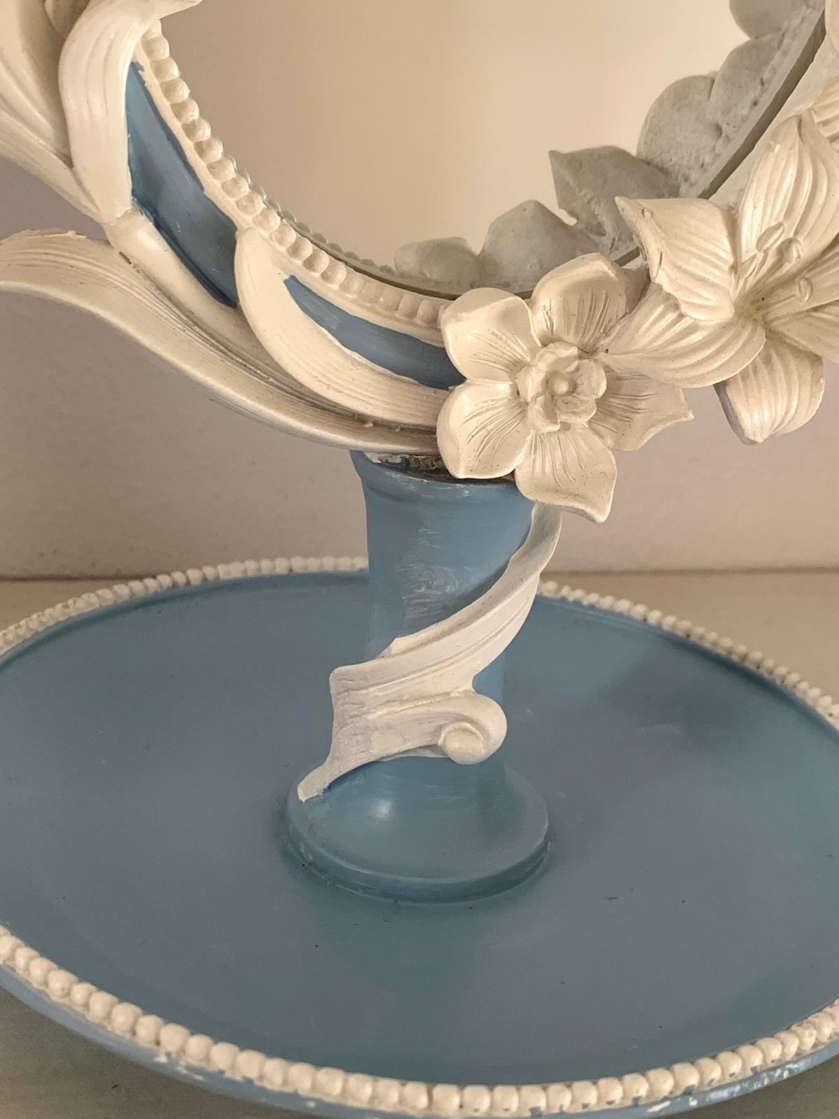 Decoratieve staande spiegel met bloemen en vlinders - Blauw/Wit 16x14x27cm